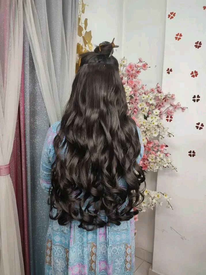 ৩০ ইঞ্চি ৫ ক্লিপ ব্ল্যাক কার্লি হেয়ার